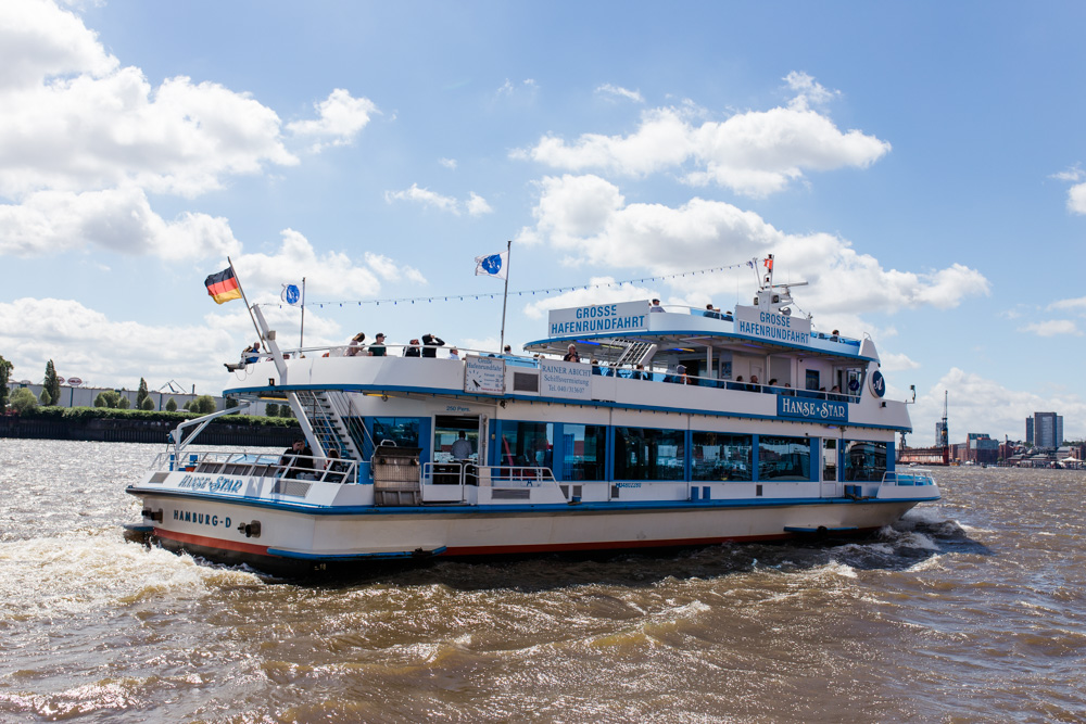 JGA-Fotograf im Hamburger Hafen